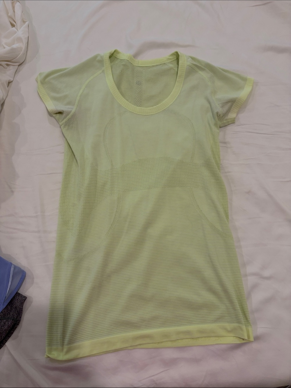 Lululemon swiftly tech short sleeve
